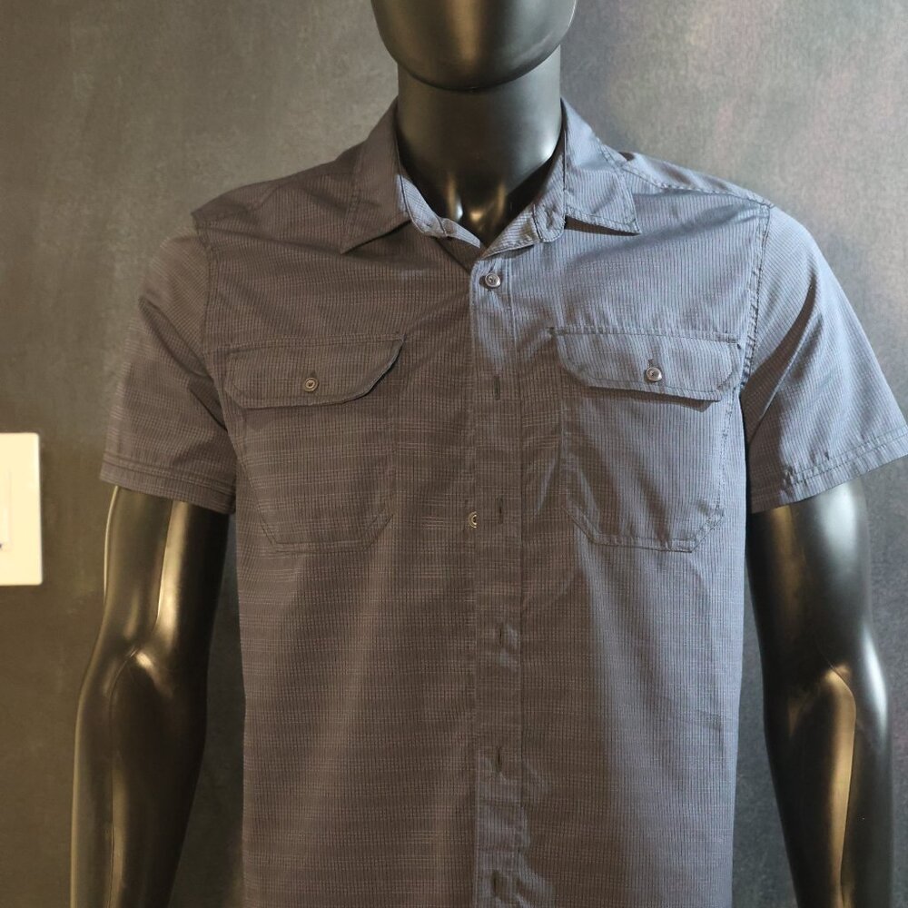 Men's Small Prana Buttonup